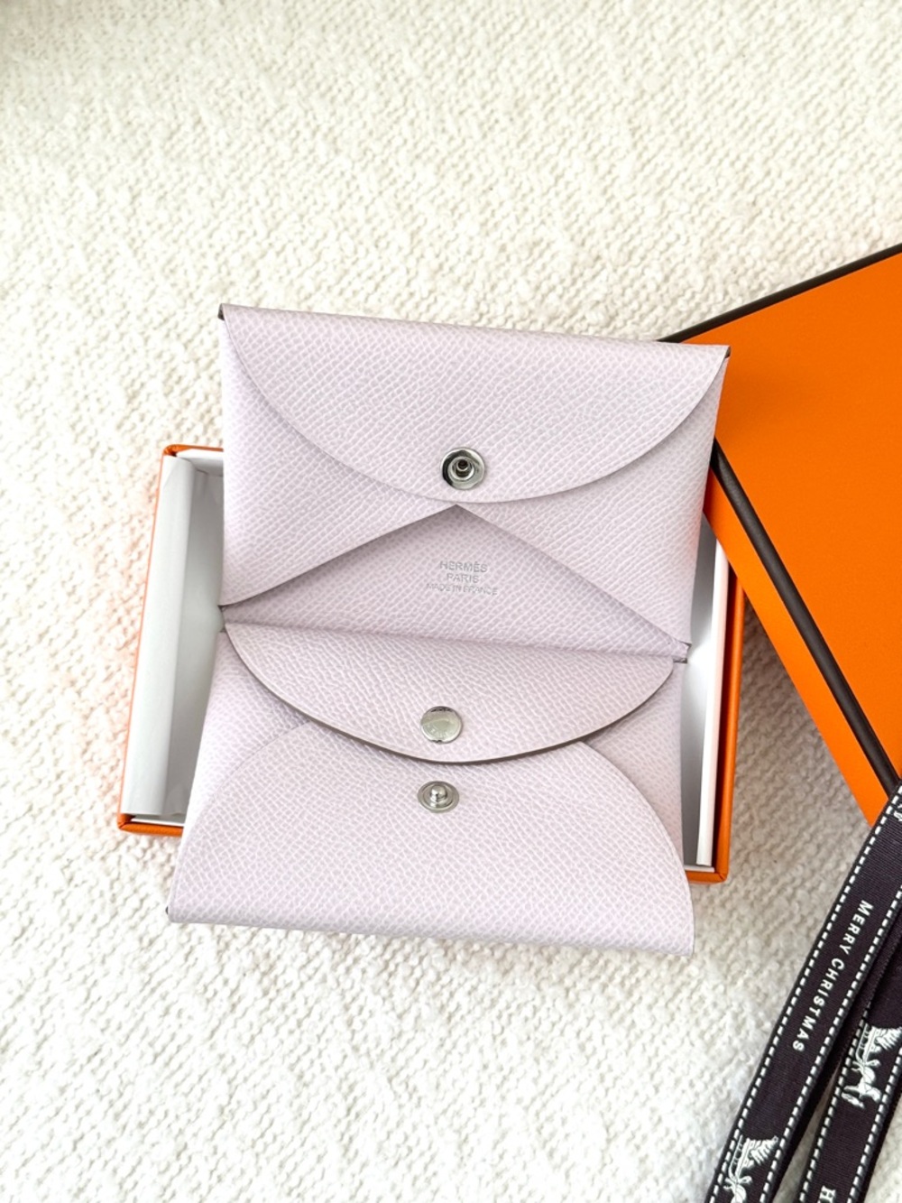HERMES 2023 Epsom Calfskin Calvi Duo Compact Card Holder- Mauve Pale